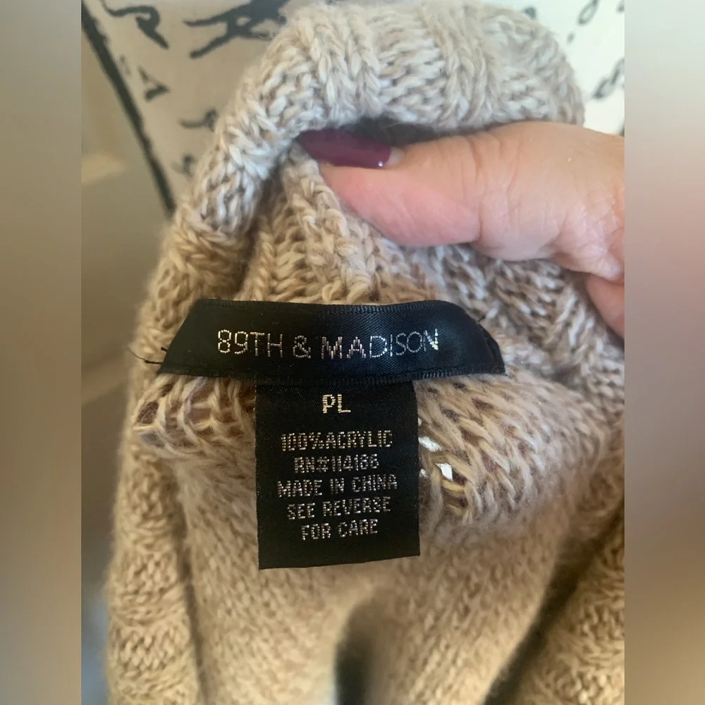 89th & Madison Tan Short Sleeve Cableknit Cowlneck Sweater